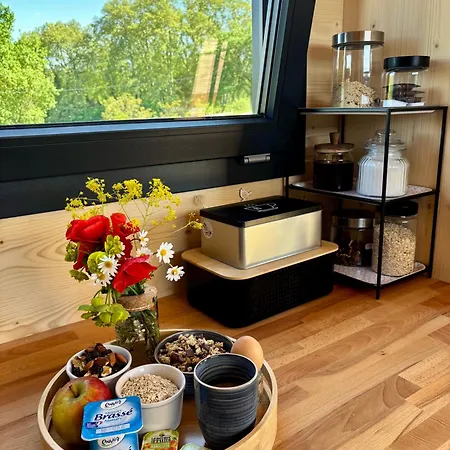 La Tiny House Des Vignes Du Chateau De Vauclaire