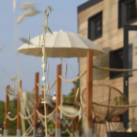 La Tiny House Des Vignes Du Chateau De Vauclaire בית כפרי Meyrargues